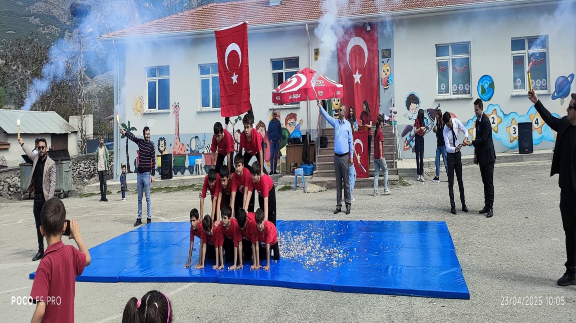 23 NİSAN ULUSAL EGEMENLİK VE ÇOCUK BAYRAMI
